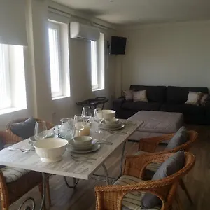 https://estudio-deluxe-playa-de-la-victoria.hotelsincadiz.net